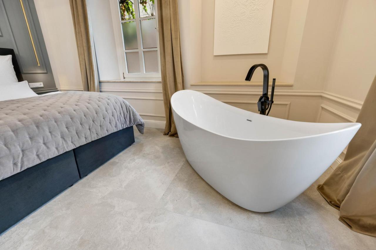 Boutique I Luxus I Center I Boxspring Apartment Augsburg
